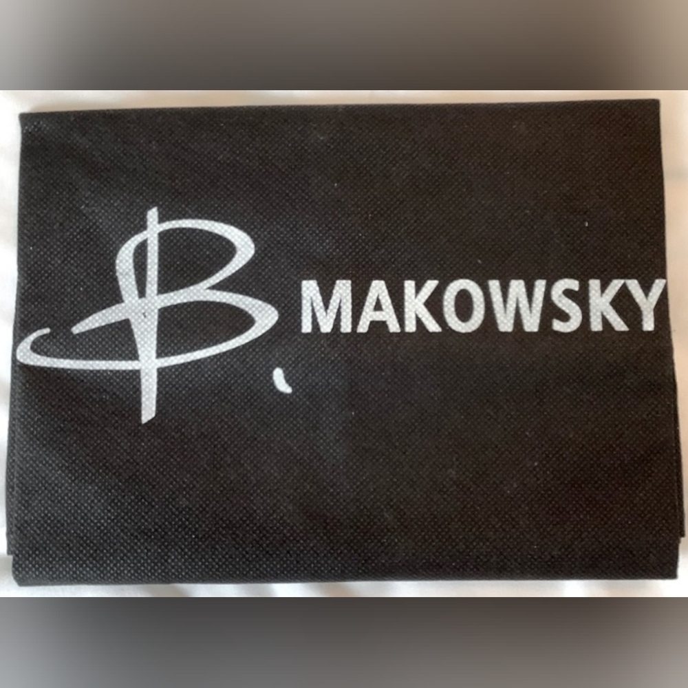 B MAKOWSKY LEATHER PURSE